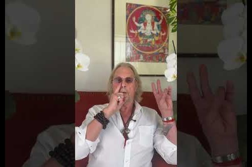 Embedded thumbnail for Meditation Practice with Dr Julian Neil to strengthen the mind, body and spirit