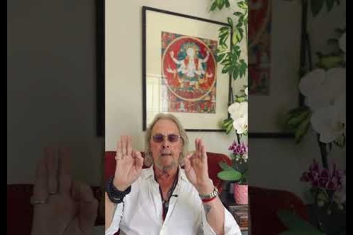 Embedded thumbnail for The Peace that Meditation and Mantra can bring to your life.  Sit with Dr Julian Neil and meditate